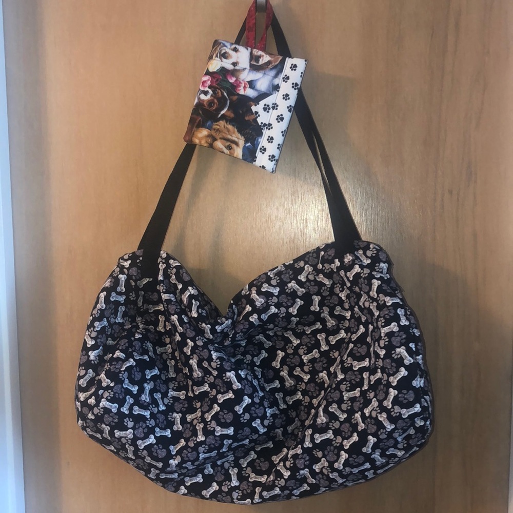 Handmade dog duffle with pouch - Picture 1 of 5